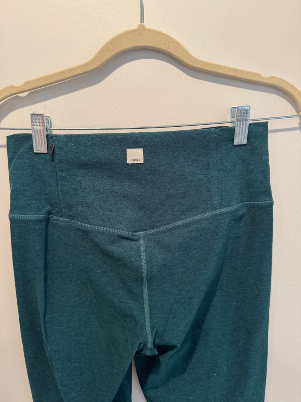 Vuori Leggings - Picture 2 of 3